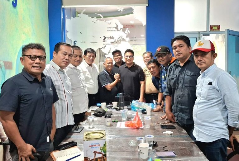 Perkuat Sinergitas, Kadiskominfo Kepri Silaturahmi ke Graha PWI Kepri