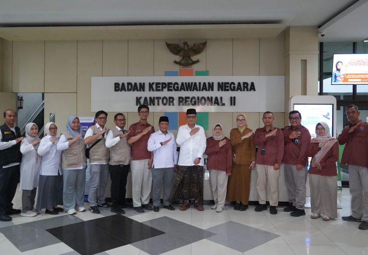 Tinjau CAT PPIH Kesehatan di Surabaya, Menhaj Ungkap Terobosan Pelibatan BKN