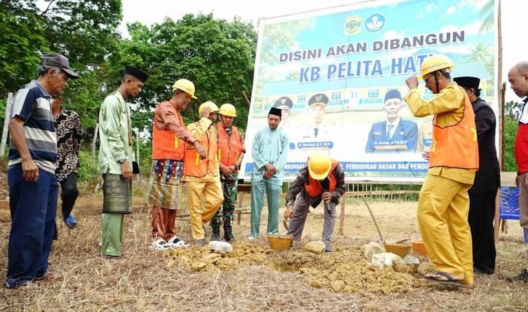 Perkuat Layanan PAUD Desa, Pemkab Lingga Bangun KB Pelita Hati di Bukit Langkap