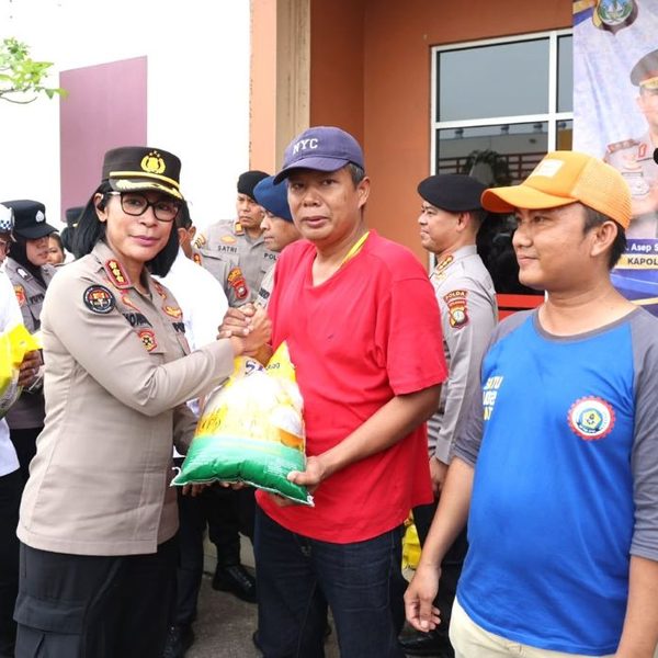 Tajuk J5NEWSROOM.COM: Polda Kepri Peduli Pekerja Ghim Li, Benahi Akar Persoalan Industri!
