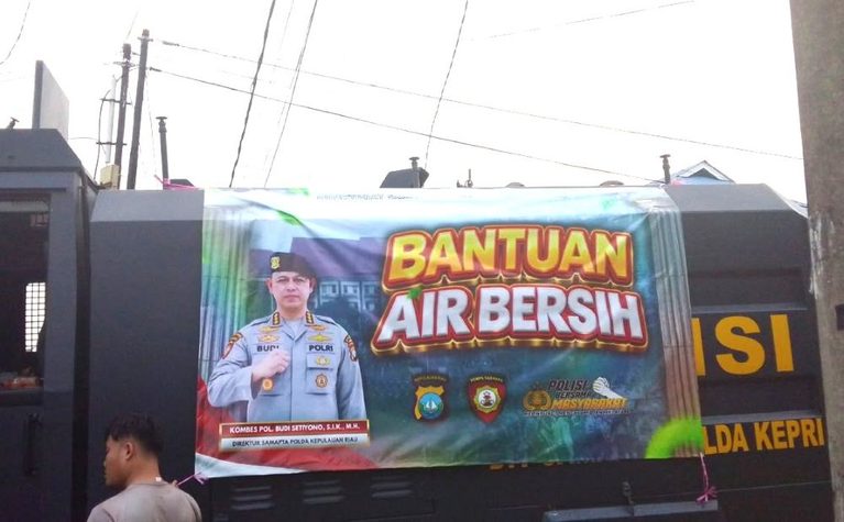 Lima Bulan Didera Krisis Air Bersih, Warga Nongsa Batam Gelar Aksi Demo