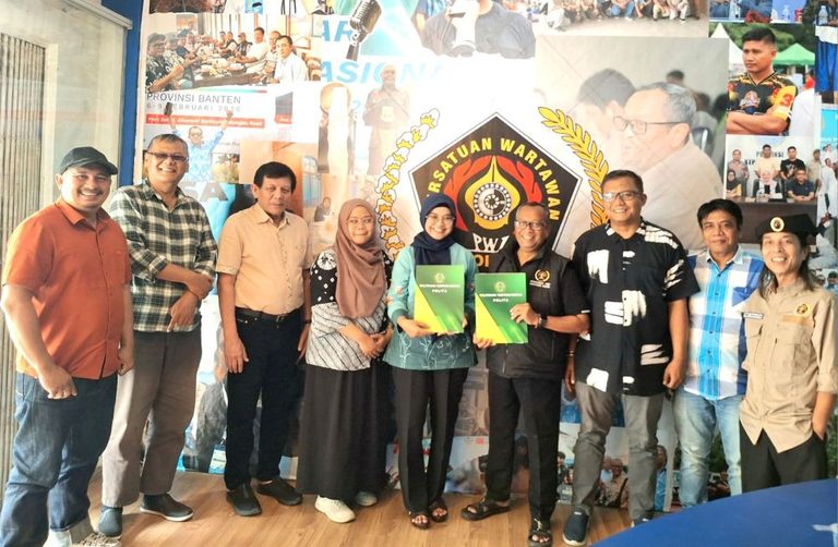 Tawarkan Beasiswa, Politeknik Aisyiyah Batam Teken MoU dengan PWI Kepri